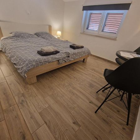 Apartmani Carla Medulin Bagian luar foto